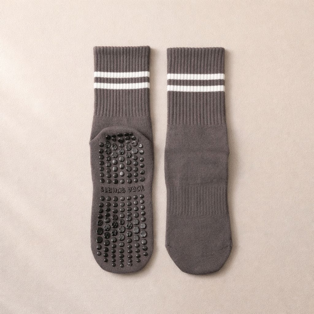 NON-SLIP GRIP SOCKS