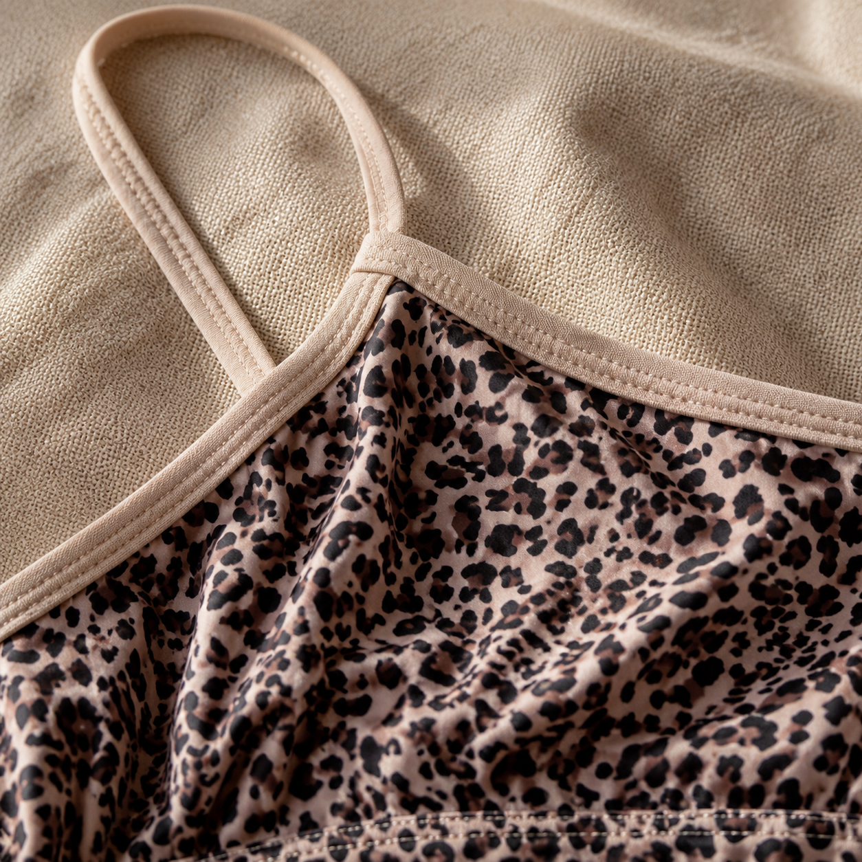 Studio Sale – Leo Soft Crop Top