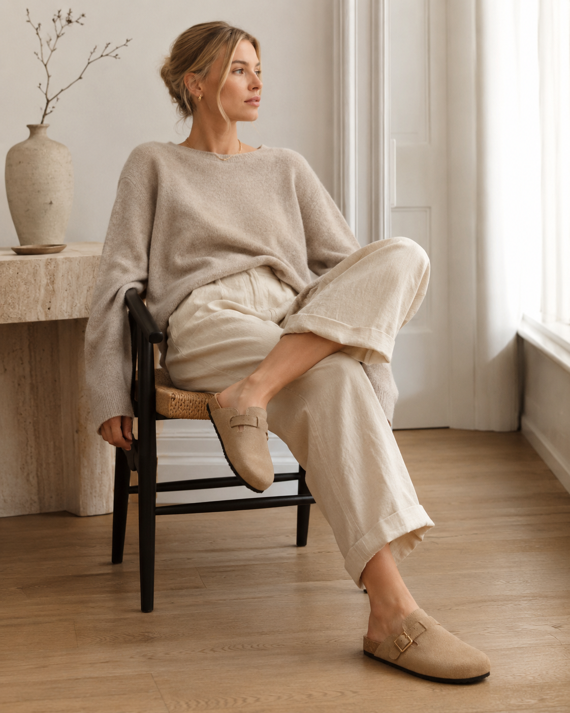 Copenhagen Suede Clogs – Kameli