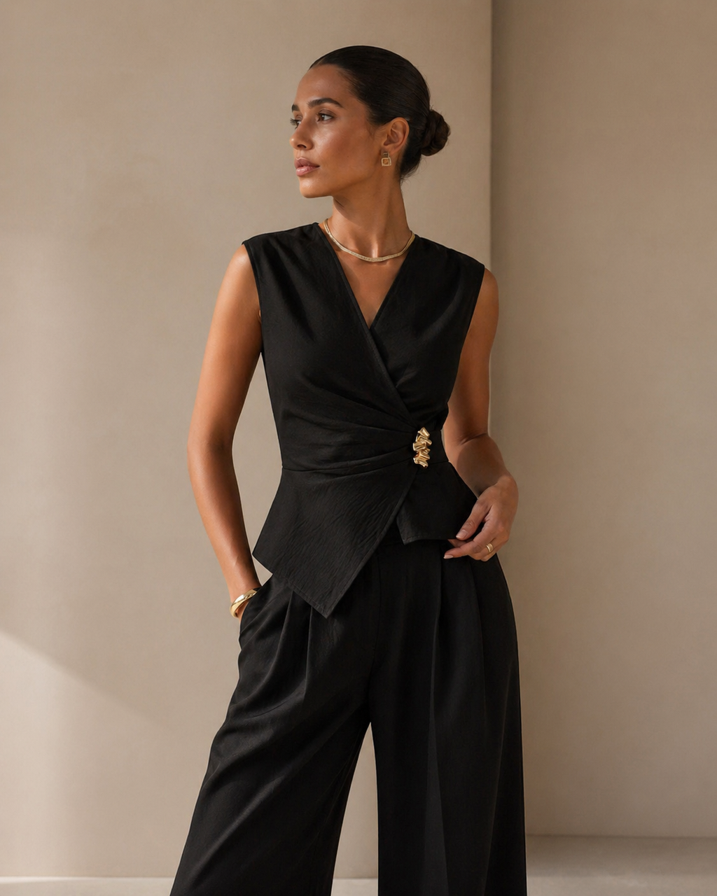 Sculpt Wrap Top – Black