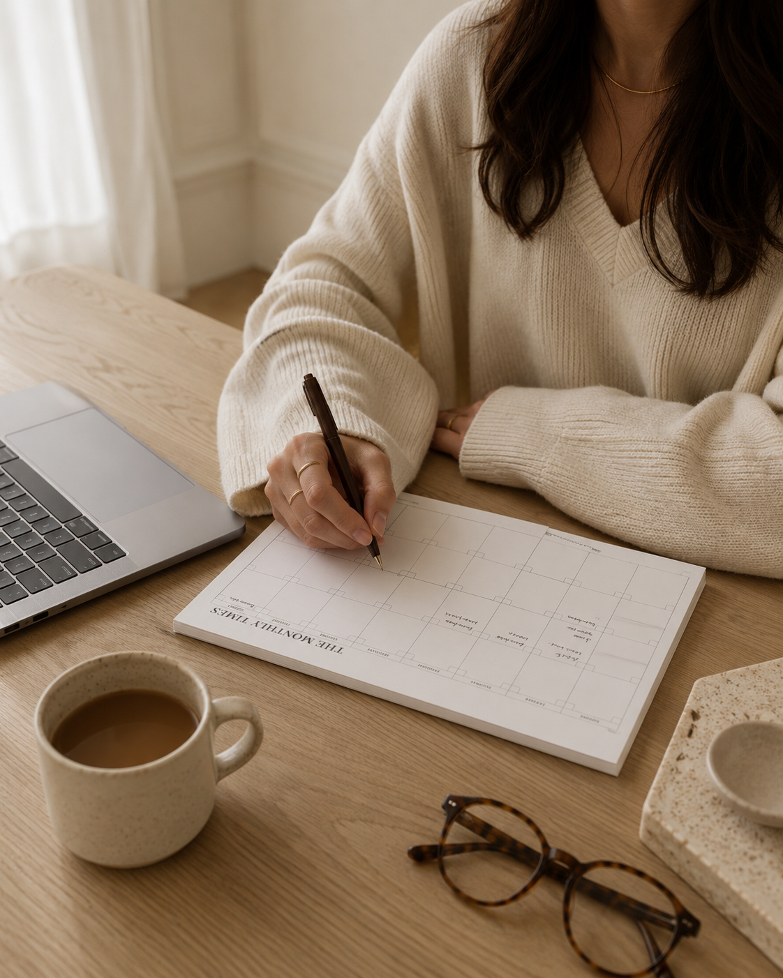 Monthly Desk Planner – Undated