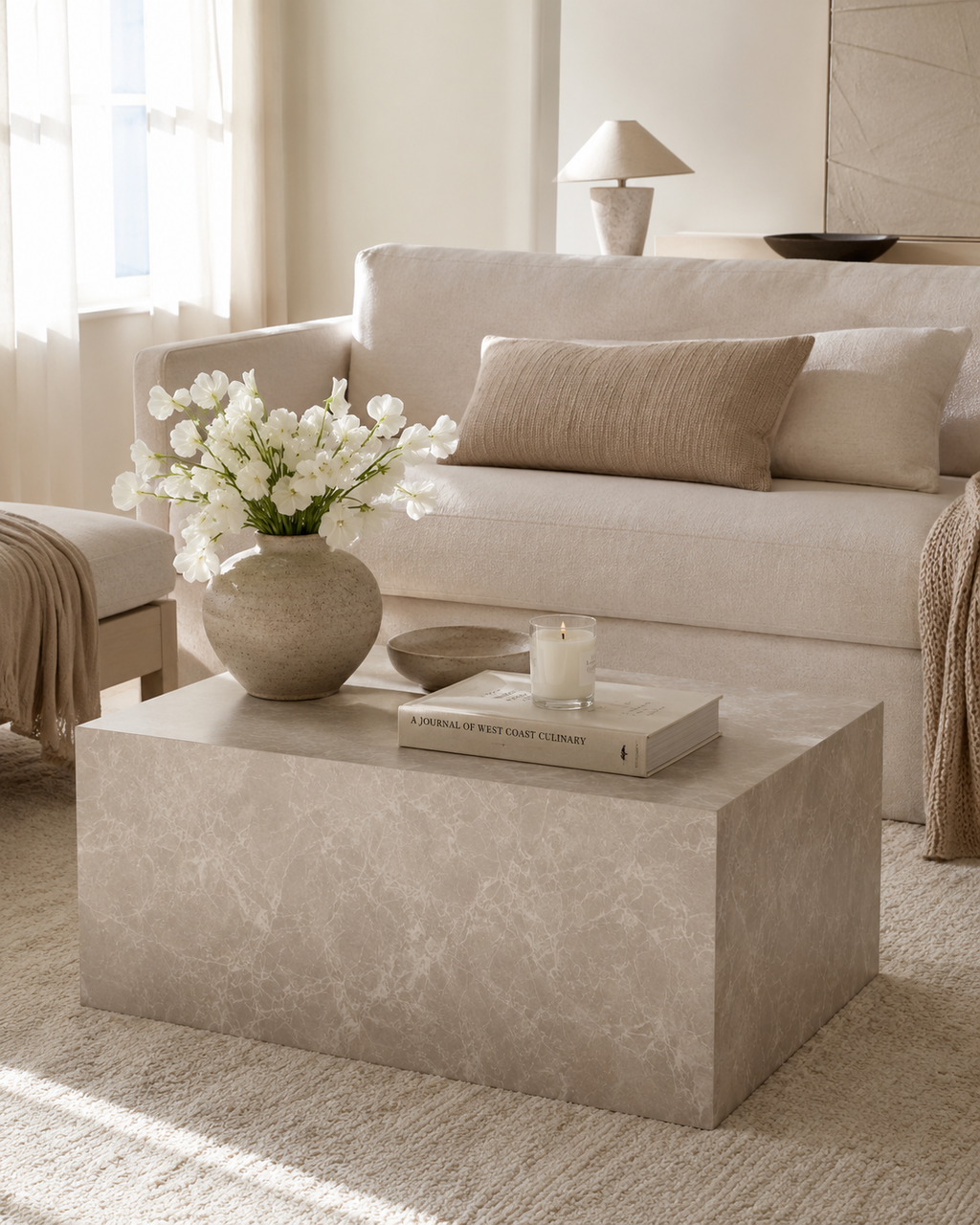 Prague-sohvapöytä 80 x 60 cm – Marble Beige