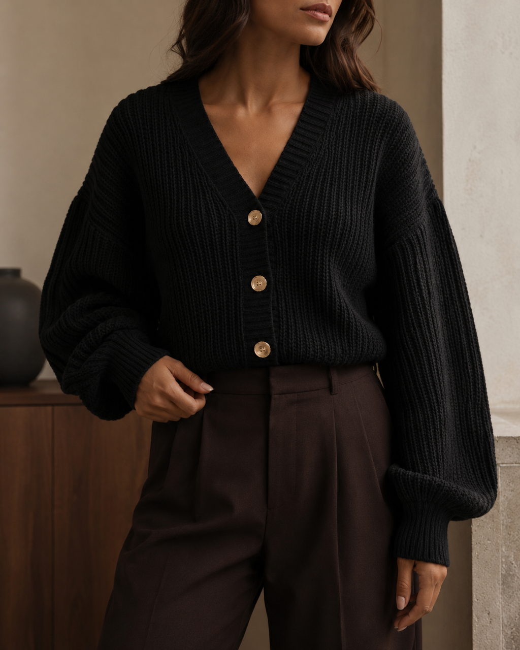 Sculpted Knit Cardigan – Black